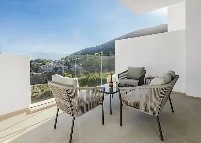 Stunning 2 Bedroom Palo Alto, Pool + Gym Rdr304 * 마르베야
