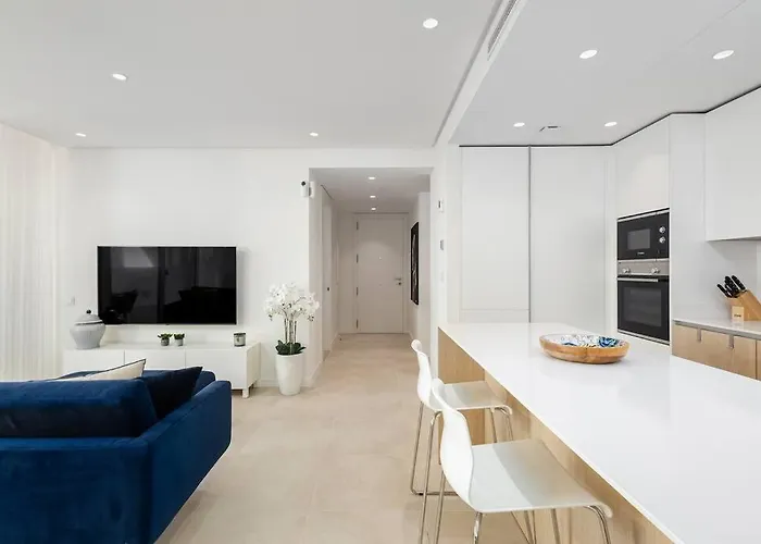 Stunning 2 Bedroom Palo Alto, Pool + Gym Rdr304 Апартаменти Марбелья