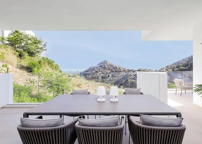 Stunning 2 Bedroom Palo Alto, Pool + Gym Rdr304